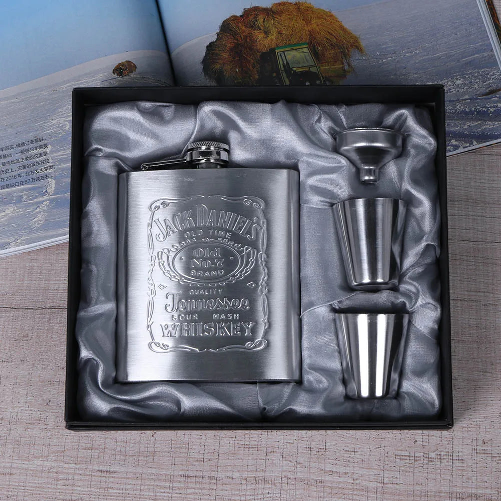 Cantil De Bolso Porta Bebida Whisky Brasão Funil com 2 Copos